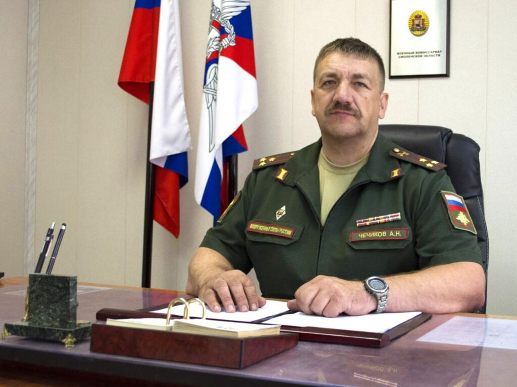Военный комиссар области рассказал о преимуществах контрактной службы