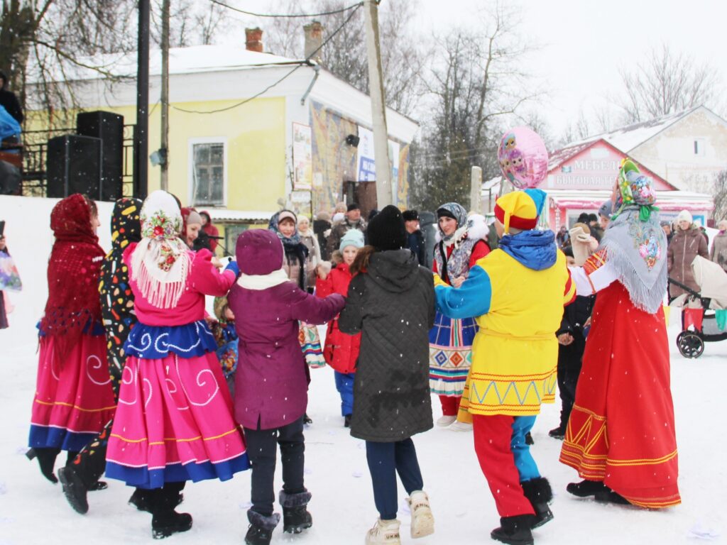 Как праздновали Широкую Масленицу на Руси