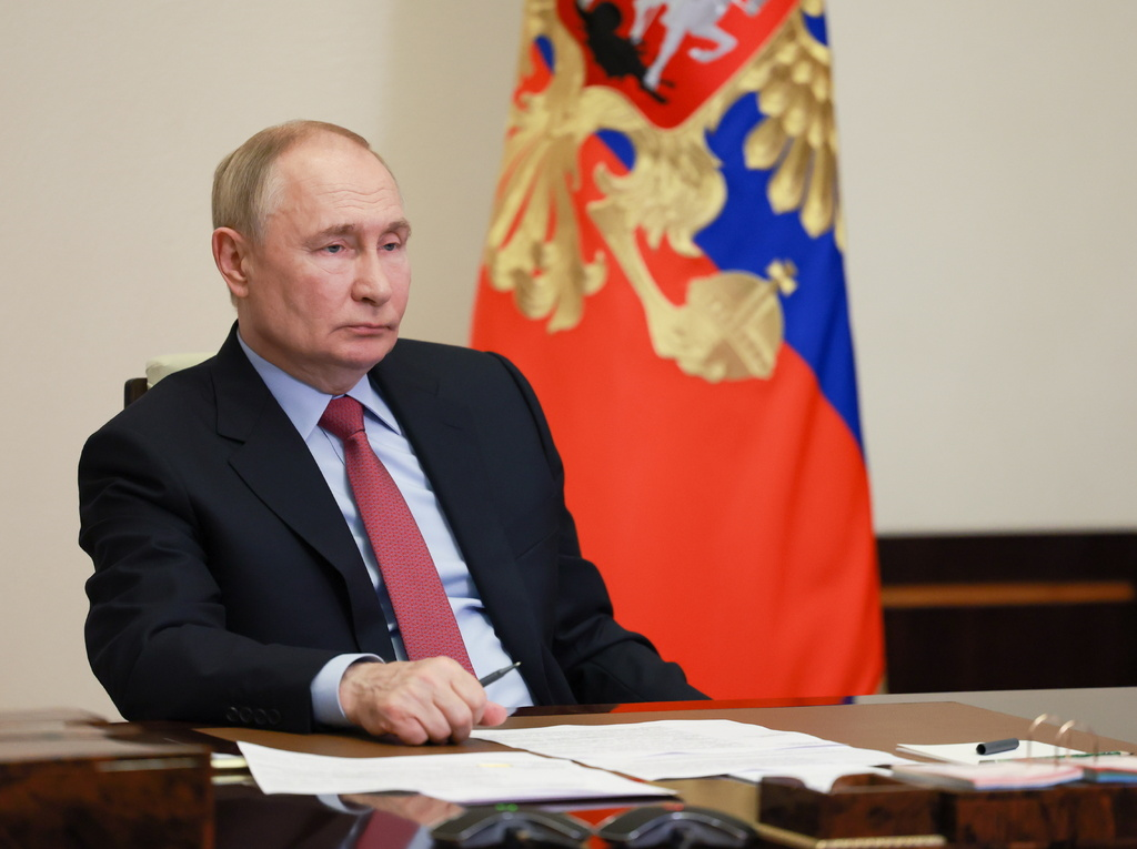 Путин подписал закон о возвращении семьям с детьми 7% из 13% НДФЛ
