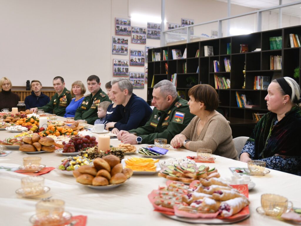 Губернатор Смоленской области встретился с участниками СВО и их семьями