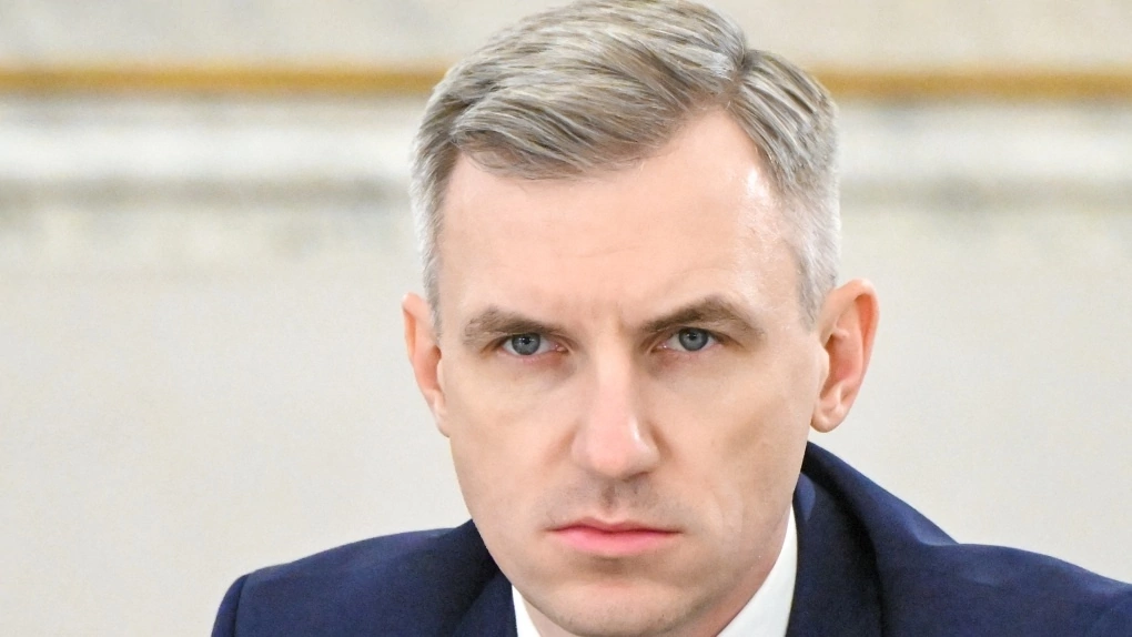 Губернатор Смоленской области Василий Анохин рассказал, как регион помогает стране в СВО