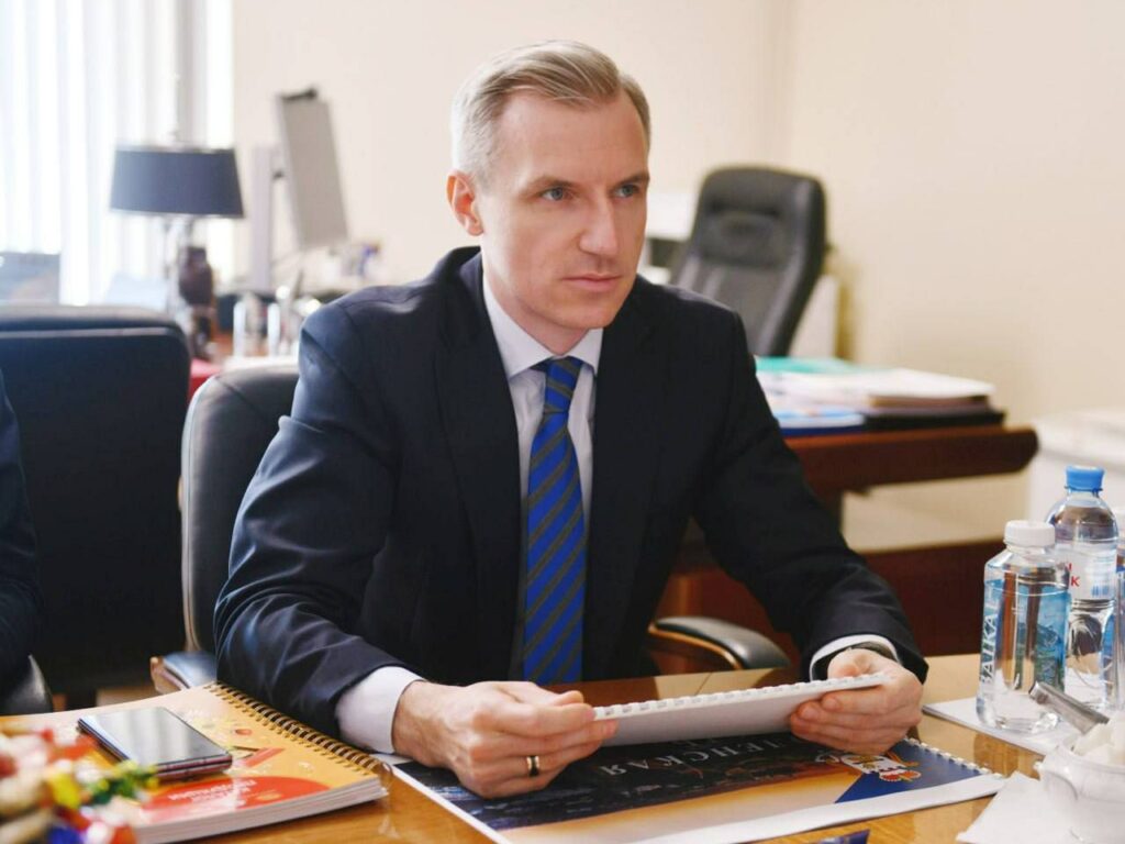 Итоги рабочей недели губернатора Василия Анохина
