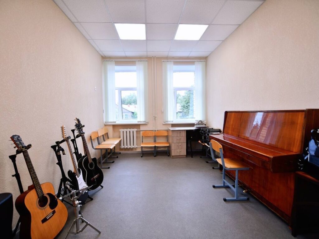 В Смоленской области отремонтируют десятки ДК и школ искусств