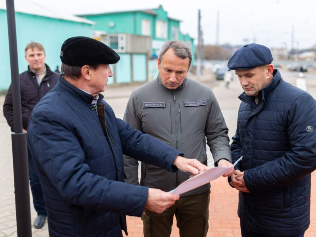 Пётр Илюхин: Практически каждое предприятие региона вовлечено в помощь участникам СВО