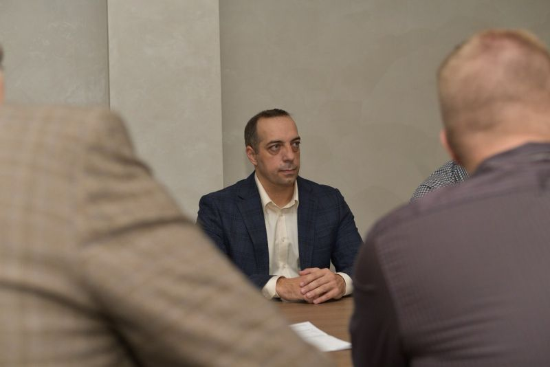 Технологии на службе дорожников. Валерий Курочкин продолжает стажировку в «Смоленскавтодоре»