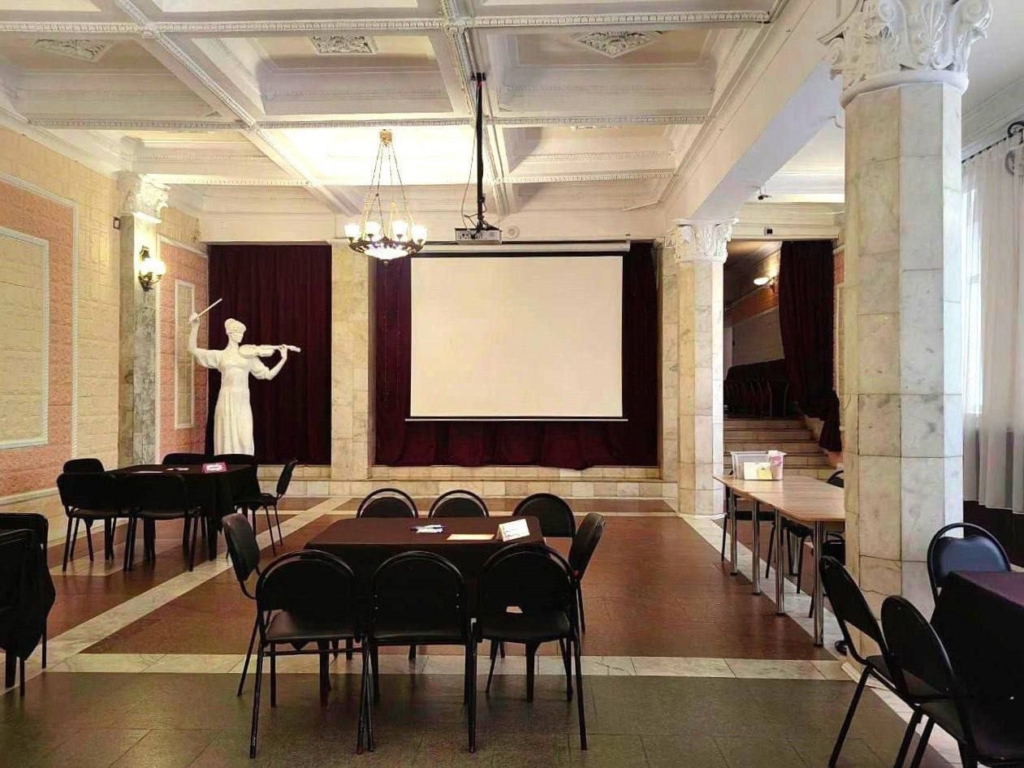 Губернатор Смоленской области: Приступили к заключению контрактов на ремонт учреждений культуры в регионе