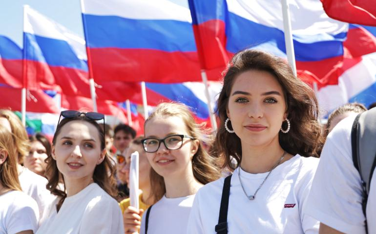 Социологи выявили приоритеты российской молодежи